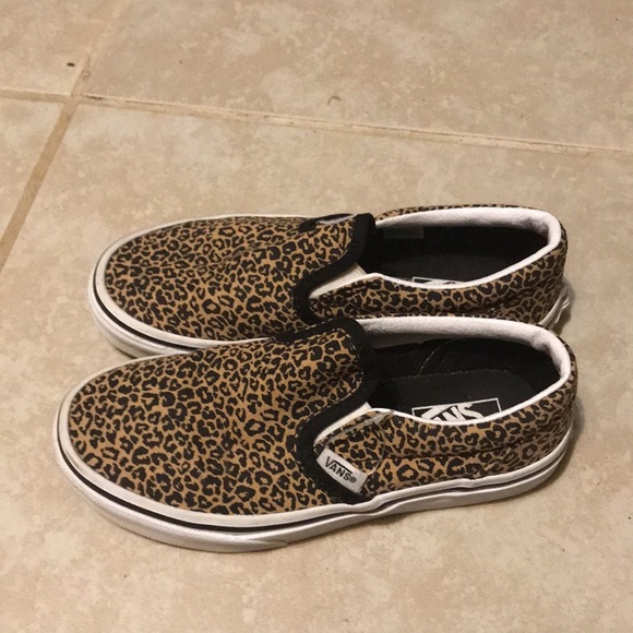 VANS LEOPARD PRINT SLIP ON SNEAKERS KIDS SIZE 1.5 - Picture 15 of 16